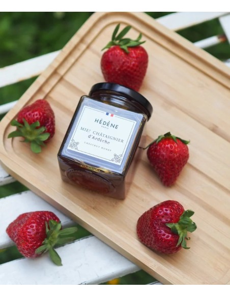 Chestnut honey from Ardèche harvested in France