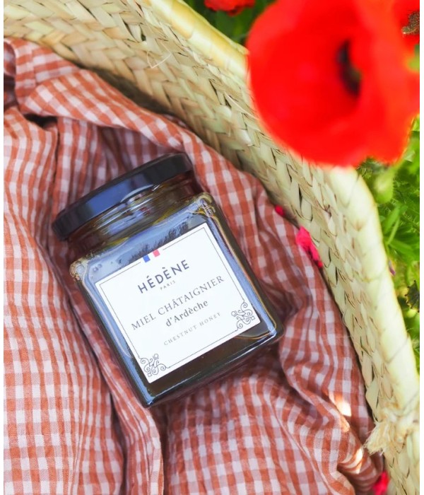 Chestnut honey from Ardèche harvested in France