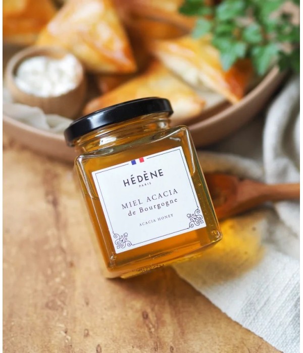 Acacia honey from Burgundy harvested in France