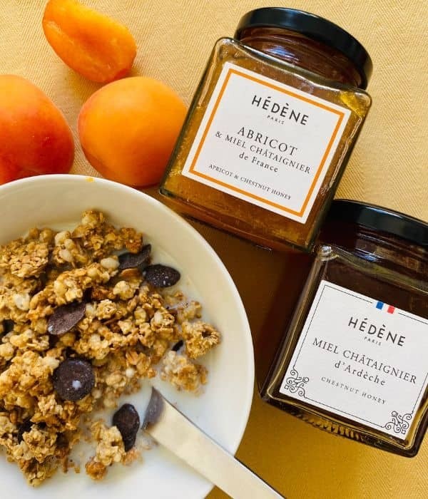 Apricot and honey fruit preparation - tangy and woody