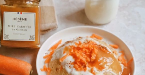 Carrot cake-style bowl cake with Gâtinais carrot honey